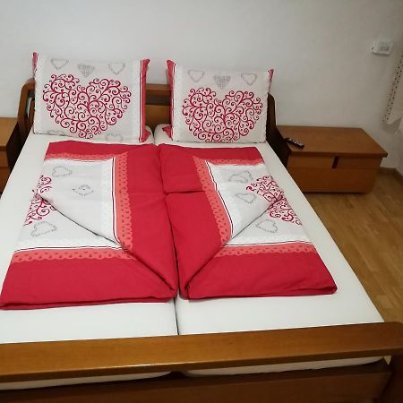 Gasthof Mondschein Hotel Merano Bagian luar foto