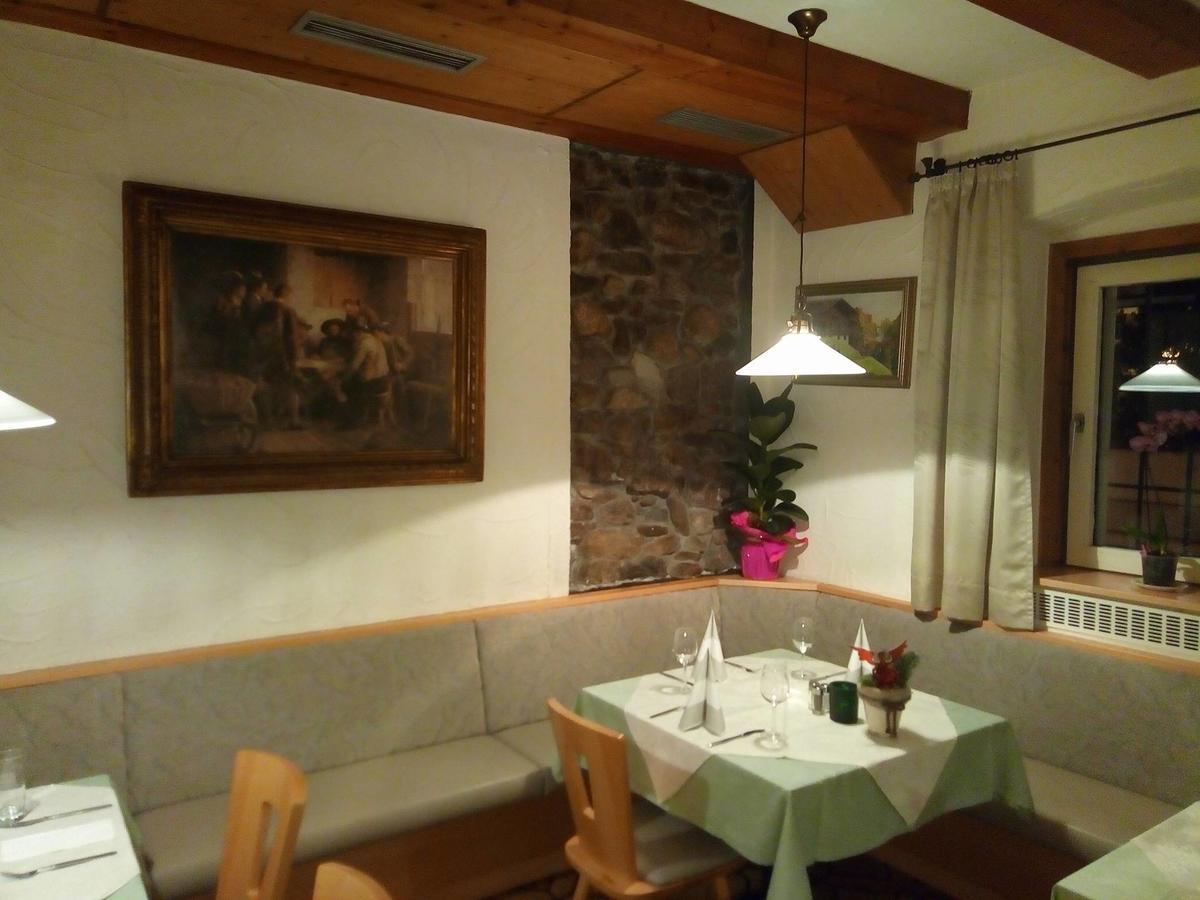 Gasthof Mondschein Hotel Merano Bagian luar foto