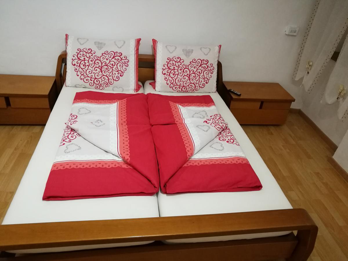Gasthof Mondschein Hotel Merano Bagian luar foto